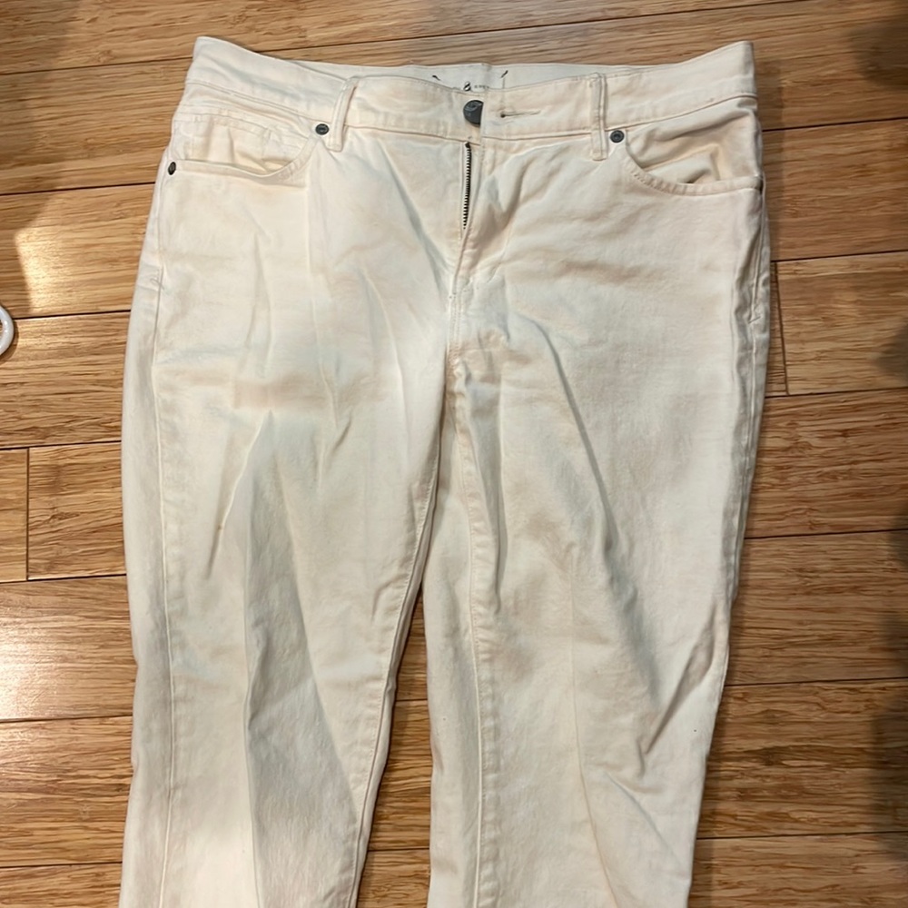 Lou and grey white skinny jeans. Worn once